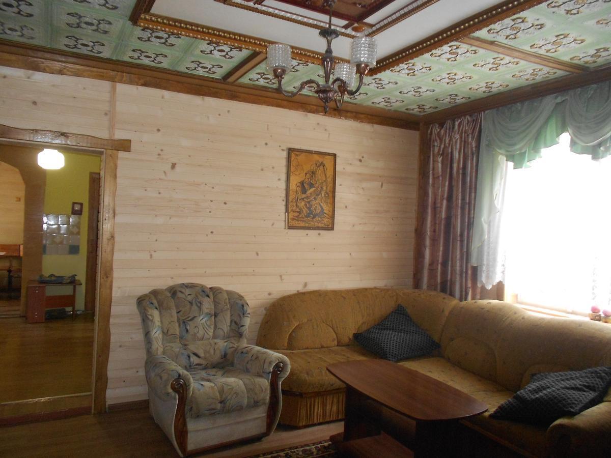 Sadyba Karpatskyi Vedmid Kosiv Exterior foto
