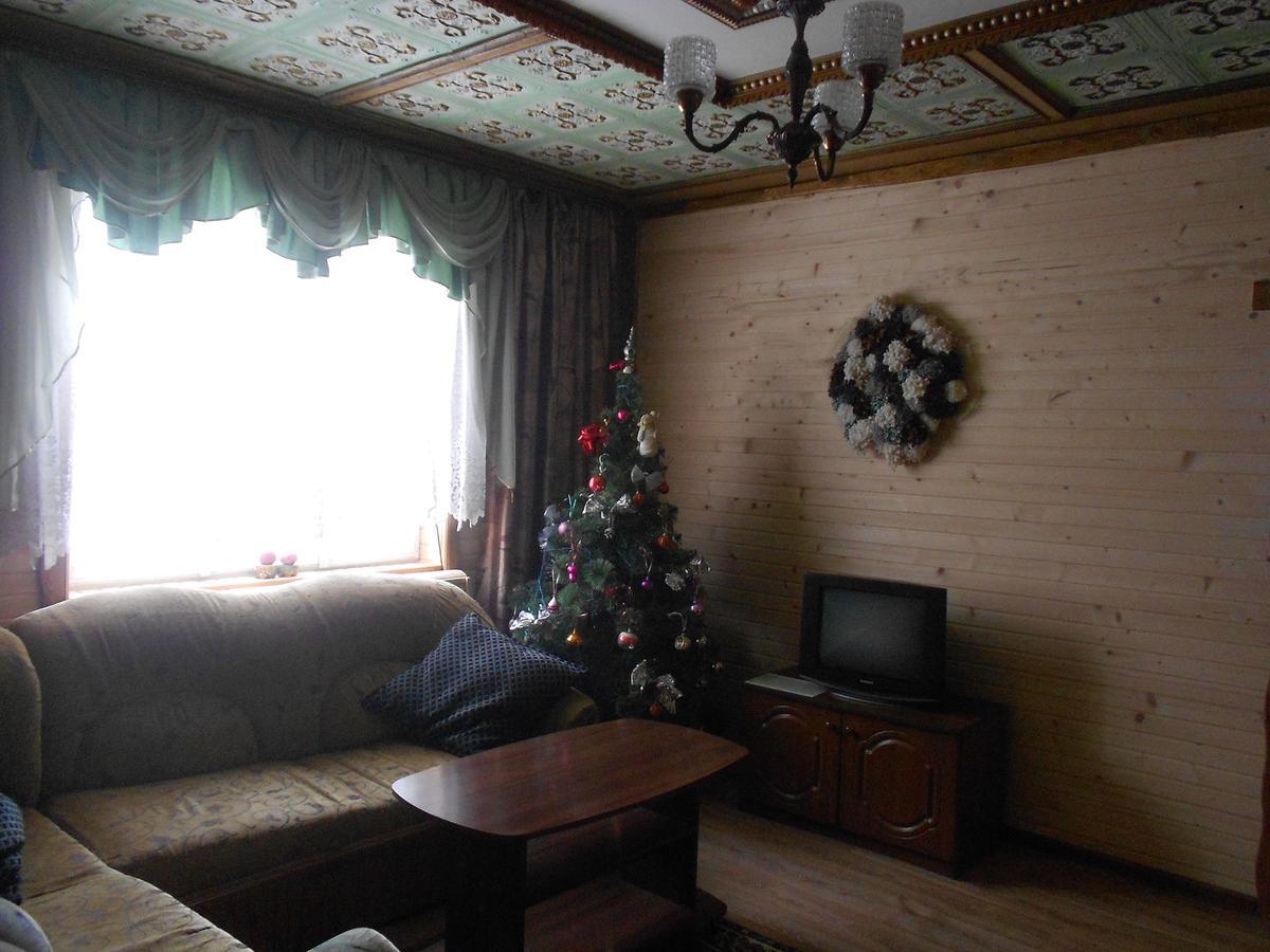 Sadyba Karpatskyi Vedmid Kosiv Exterior foto